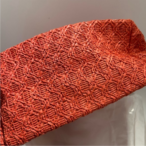 Dior beauty  gift Red Woven small Tote - Picture 6 of 10